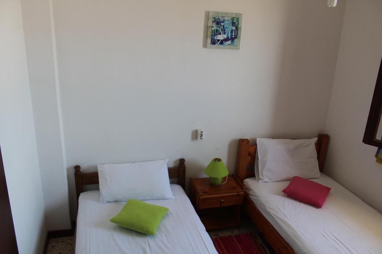 Nikos Seaside Apartments Litheres Eksteriør bilde
